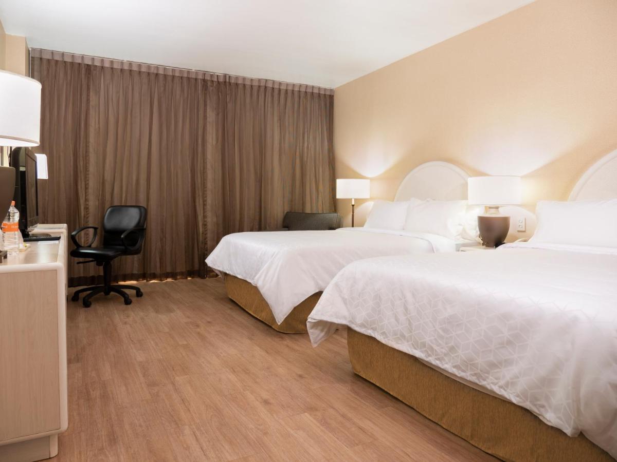 Holiday Inn Express Torreon By Ihg Экстерьер фото