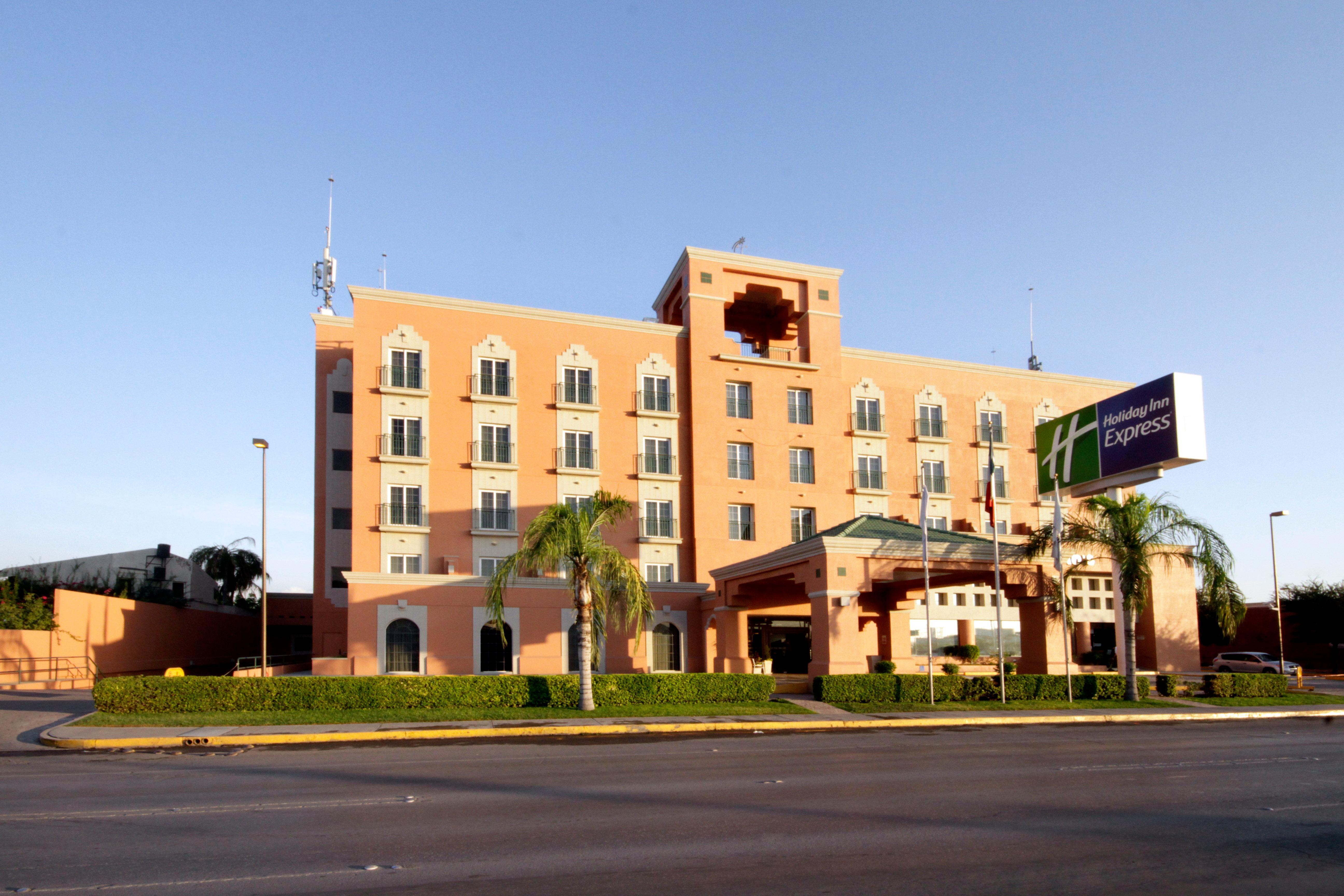 Holiday Inn Express Torreon By Ihg Экстерьер фото