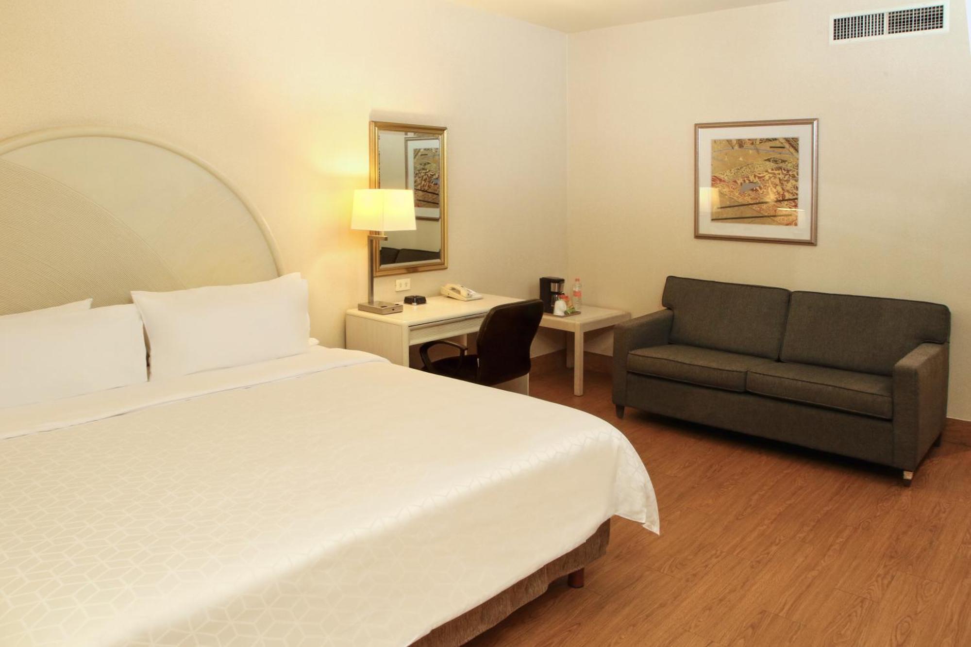 Holiday Inn Express Torreon By Ihg Экстерьер фото