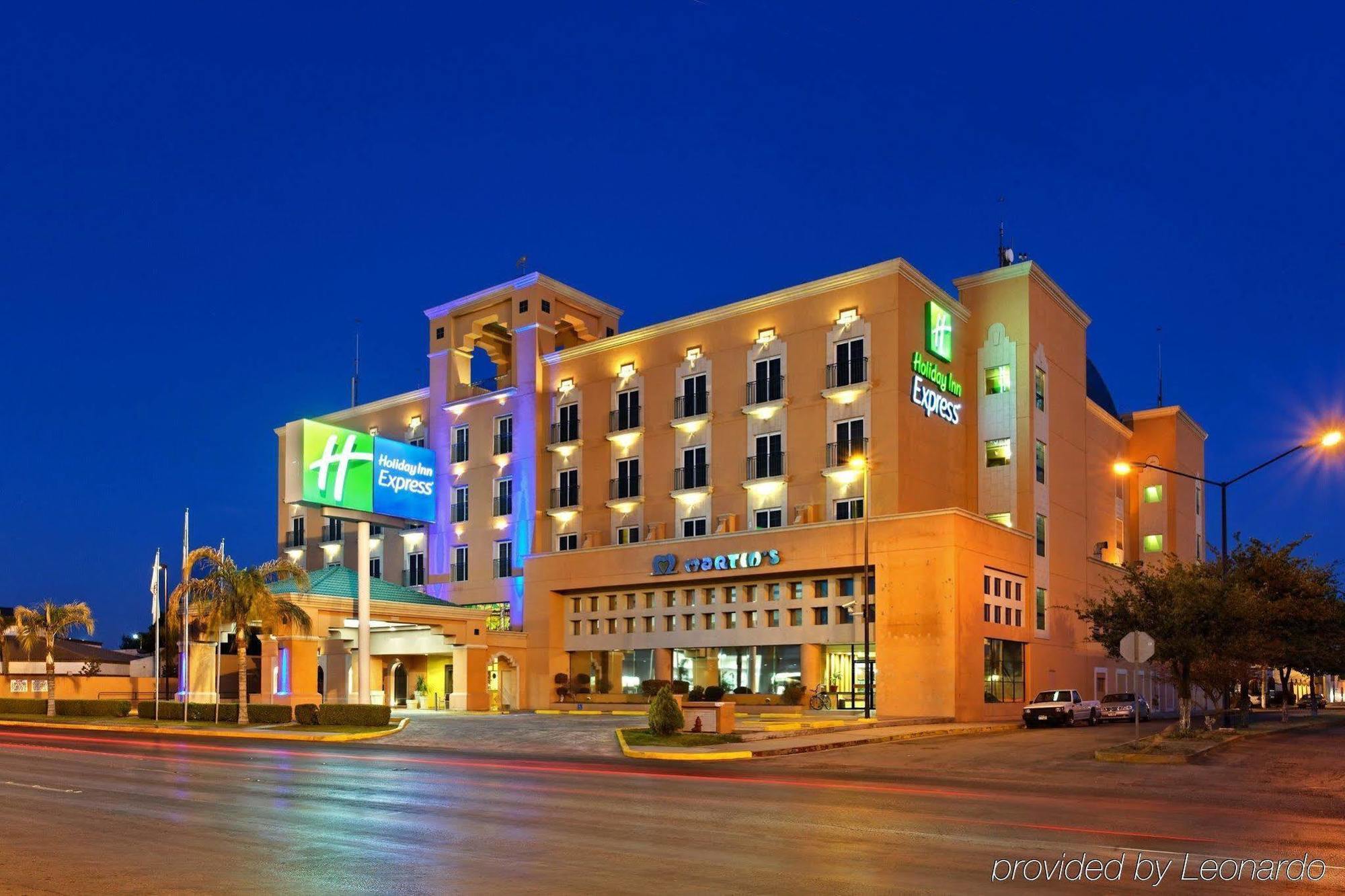 Holiday Inn Express Torreon By Ihg Экстерьер фото